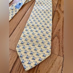 Vineyard vines yellow sail boat tie